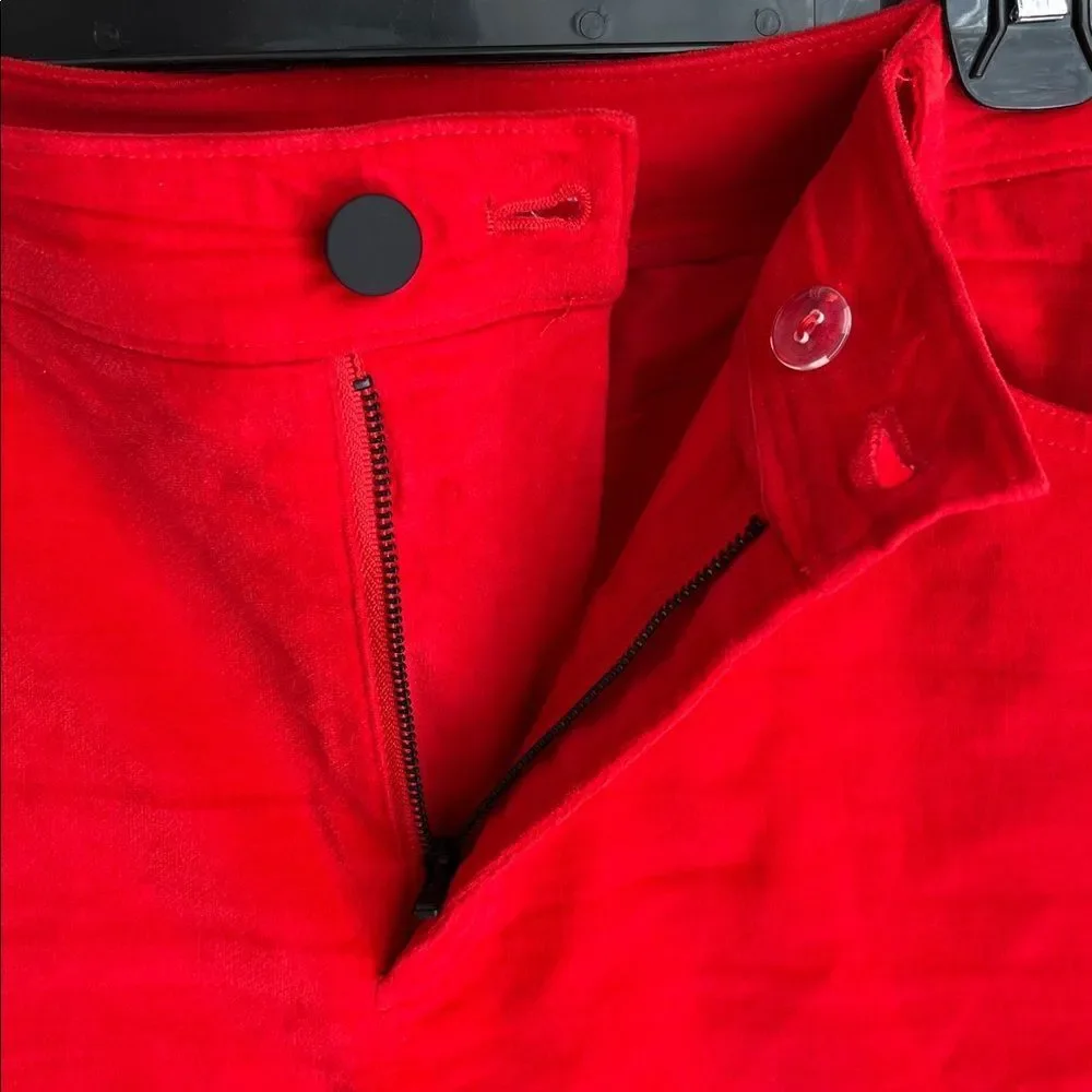 Halogen x Atlantic-Pacific Red Velveteen cropped Kick Flare Pants Women’s size 6